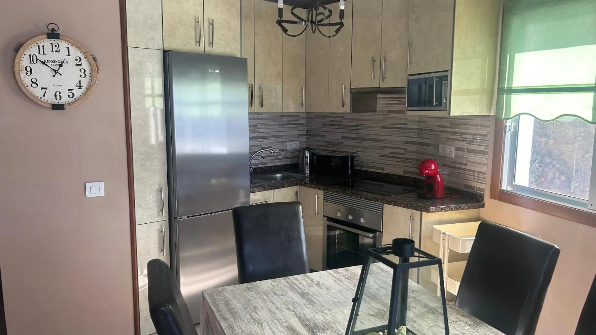 The Waves Apartamento El Pris 0*,  Espanha